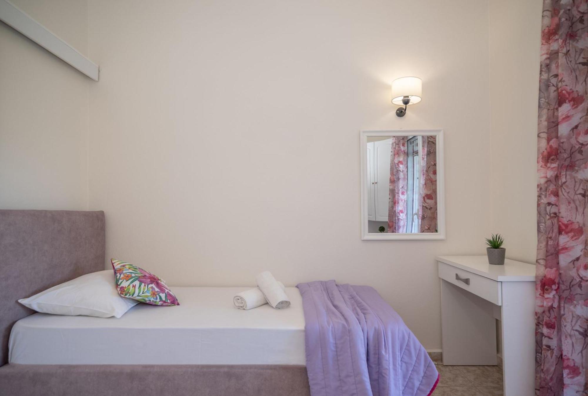 Kamara Apartments Аликанас Екстериор снимка